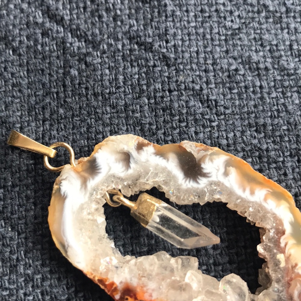 Large Geode Pendant - Picture 2 of 3